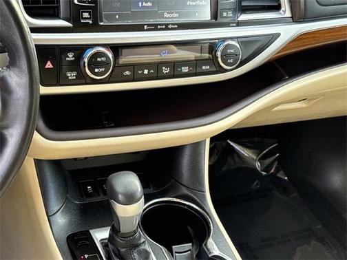 2018 Toyota Highlander Hybrid Platinum