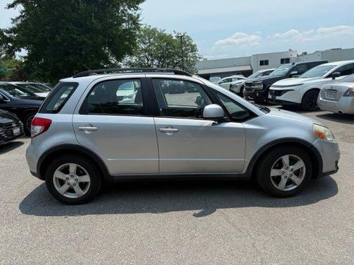 Quicksilver Metallic 2012 Suzuki SX4 Premium