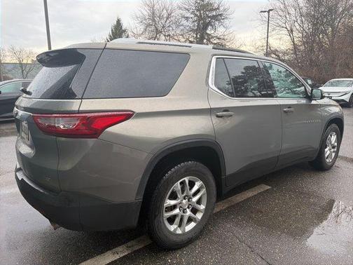 2018 Chevrolet Traverse LT Cloth