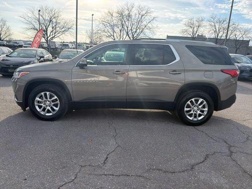 2018 Chevrolet Traverse LT Cloth