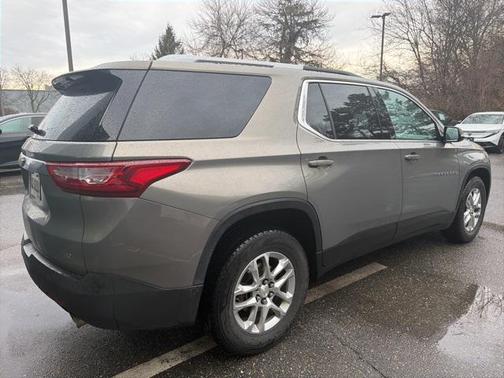 2018 Chevrolet Traverse LT Cloth