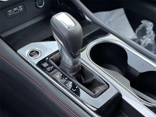2025 Nissan Altima SR FWD