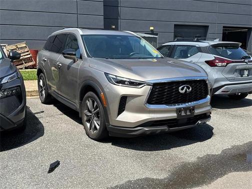 2022 INFINITI QX60 Luxe