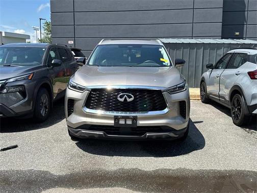 2022 INFINITI QX60 Luxe
