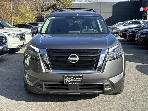 2025 Nissan Pathfinder SV 4WD