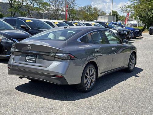 Gun Metallic 2026 Nissan Sentra SL