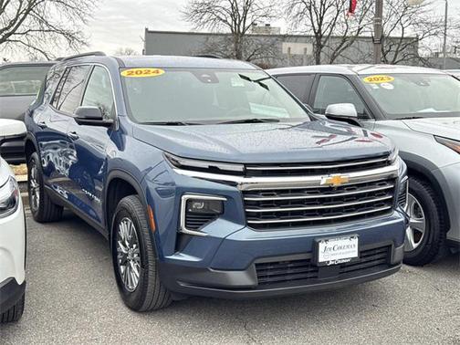 2024 Chevrolet Traverse LT