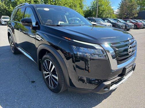 Super Black 2025 Nissan Pathfinder Platinum 4WD