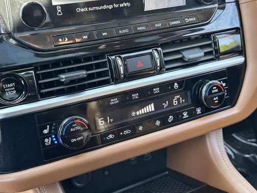 Super Black 2025 Nissan Pathfinder Platinum 4WD