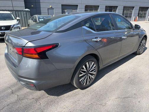 Gun Metallic 2024 Nissan Altima 2.5 SV