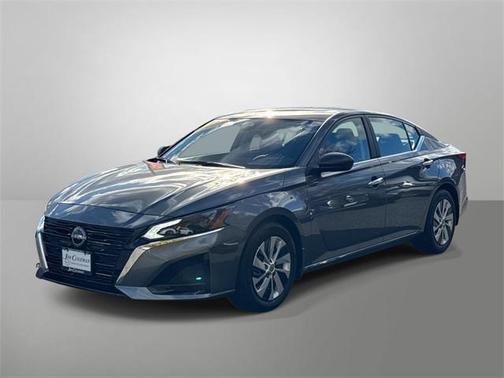 2022 Nissan Altima SR Intelligent AWD