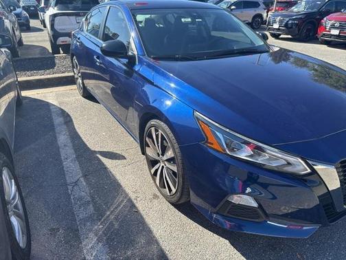 2020 Nissan Altima SR FWD
