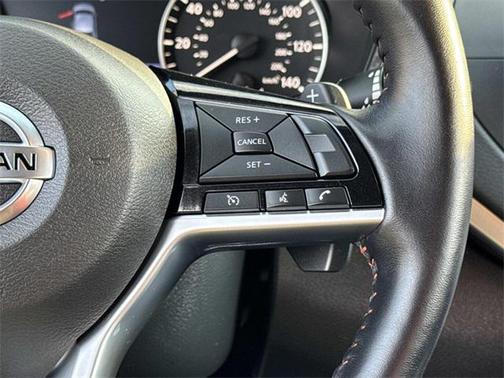 2020 Nissan Altima SR FWD
