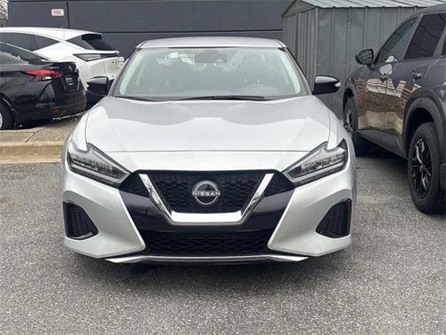 2023 Nissan Maxima SV Xtronic CVT