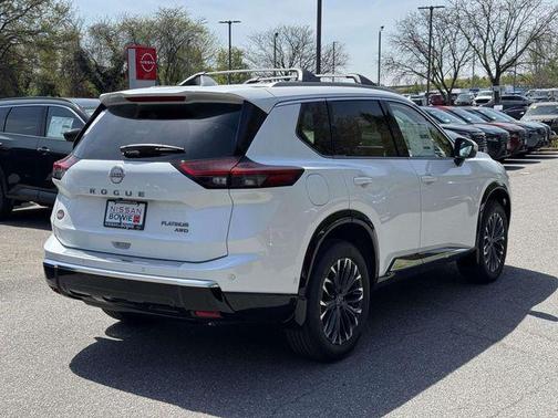 Everest White Pearl Tricoat 2026 Nissan Rogue Platinum