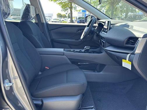 Gun Metallic 2026 Nissan Rogue S