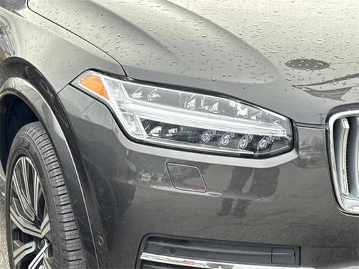 2023 Volvo XC90 B6 Plus 7-Seater