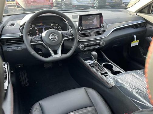 2025 Nissan Altima SR AWD
