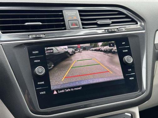Atlantic Blue Metallic 2022 Volkswagen Tiguan 2.0T SE 4MOTION