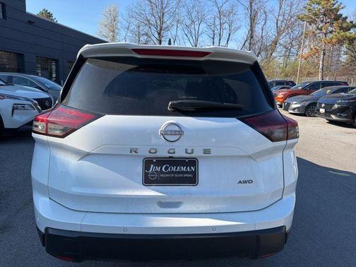 Everest White Pearl 2025 Nissan Rogue S