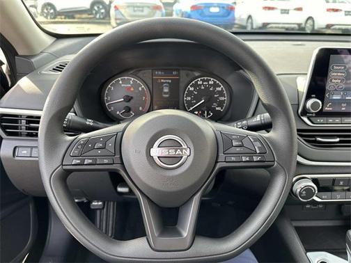 2025 Nissan Altima S FWD