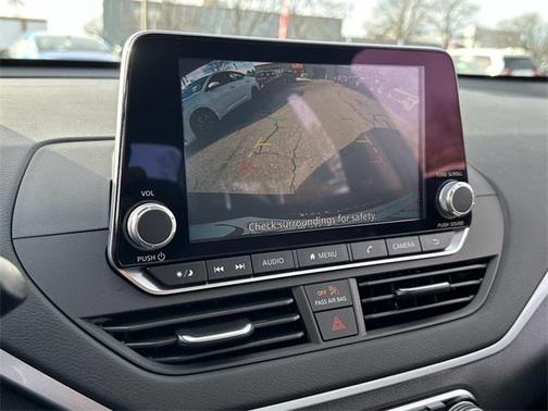 2025 Nissan Altima S FWD
