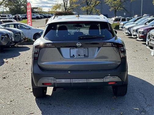 2025 Nissan Kicks SV