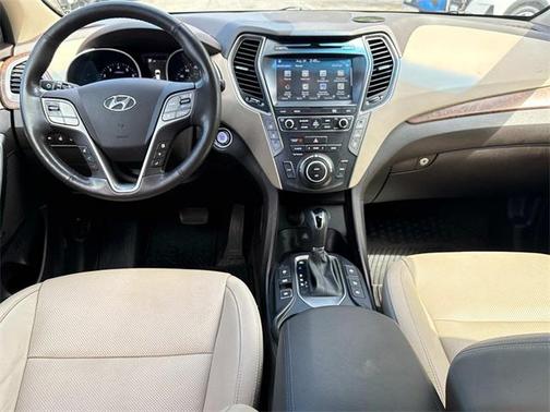 2018 Hyundai SANTA FE SE Ultimate