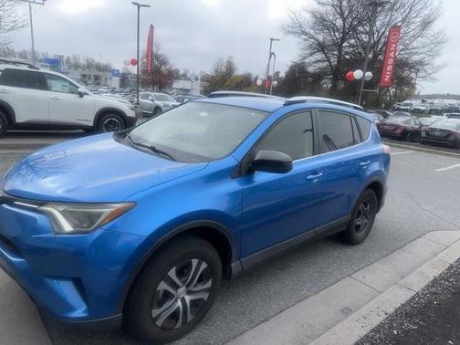 2016 Toyota RAV4 LE