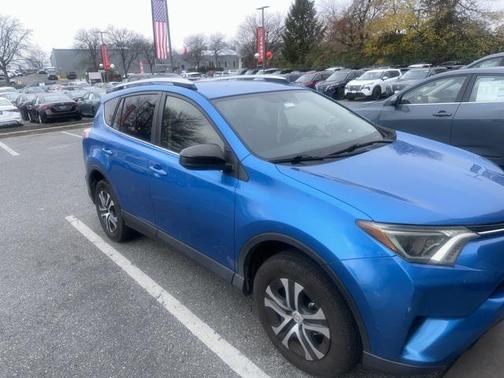 2016 Toyota RAV4 LE