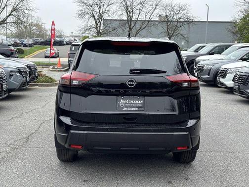 Super Black 2026 Nissan Rogue Dark Armor