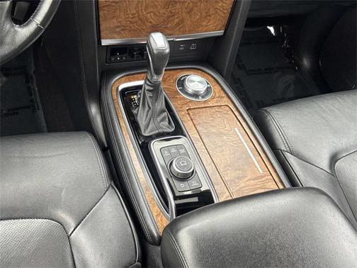 2022 Nissan Armada SL