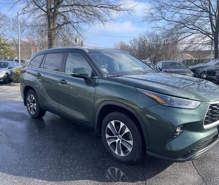 2024 Toyota Highlander XLE
