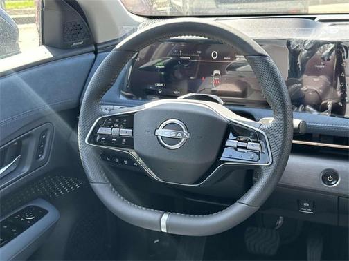 2025 Nissan ARIYA PLATINUM+