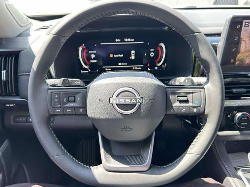Super Black 2026 Nissan Pathfinder SL