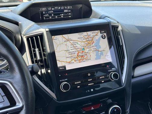 Crystal Black Silica 2022 Subaru Forester Limited