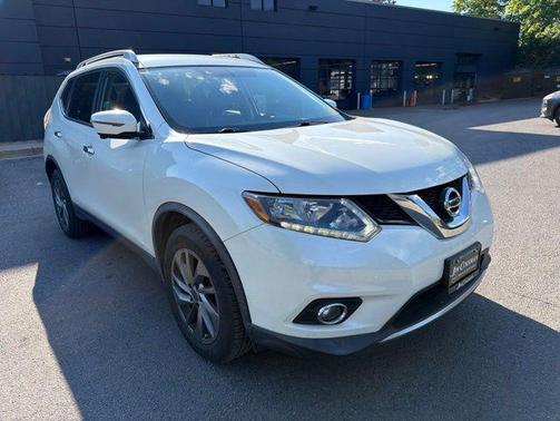Pearl White 2016 Nissan Rogue SL
