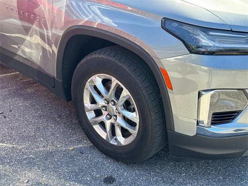 2023 Chevrolet Traverse LS