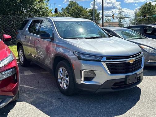 2023 Chevrolet Traverse LS
