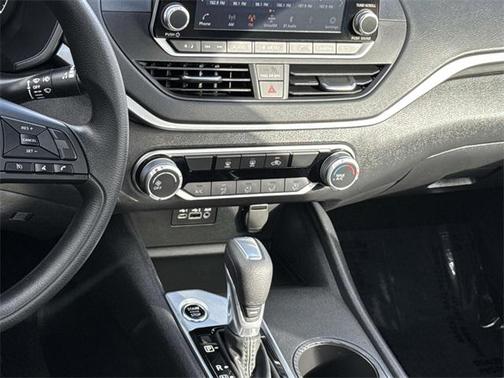 2025 Nissan Altima S FWD