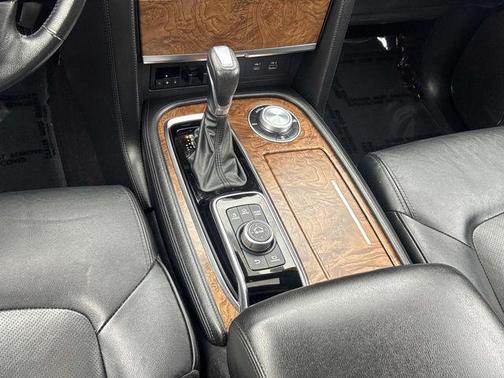 2022 Nissan Armada SL 4WD