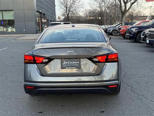 2025 Nissan Altima S FWD