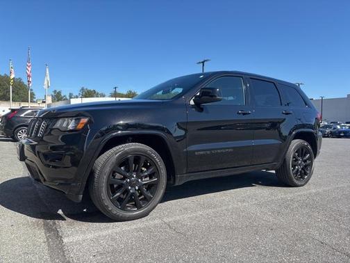 2021 Jeep Grand Cherokee Laredo