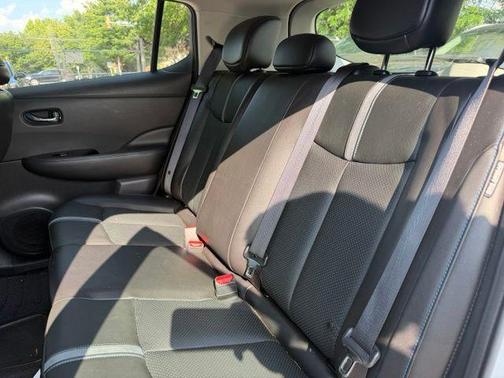 Brilliant Silver Metallic 2020 Nissan Leaf SL PLUS 62 kWh