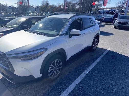 2022 Toyota Corolla Cross XLE