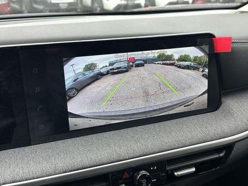 Super Black 2026 Nissan Kicks SV