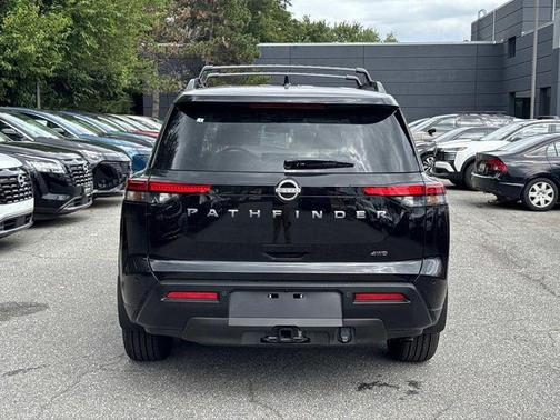 Super Black 2026 Nissan Pathfinder SV