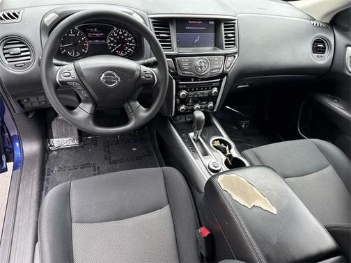 2019 Nissan Pathfinder S