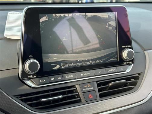 2025 Nissan Altima SR FWD