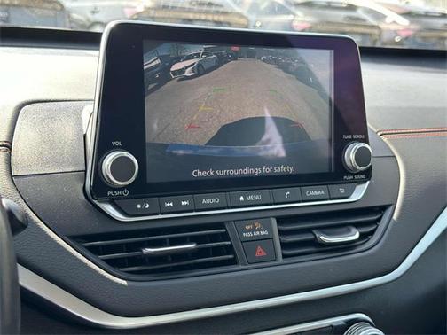 2022 Nissan Altima SR Intelligent AWD